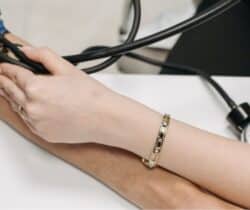 Daily habits to combat stroke risks: take control of your heart health today!